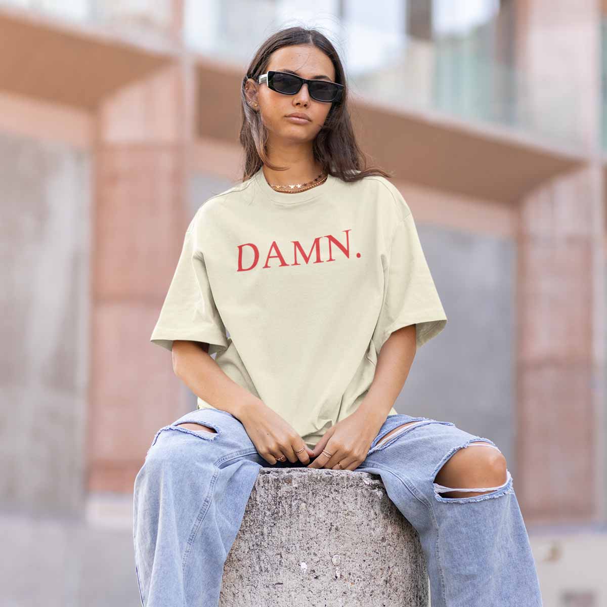 Playera Damn Logo | Beige