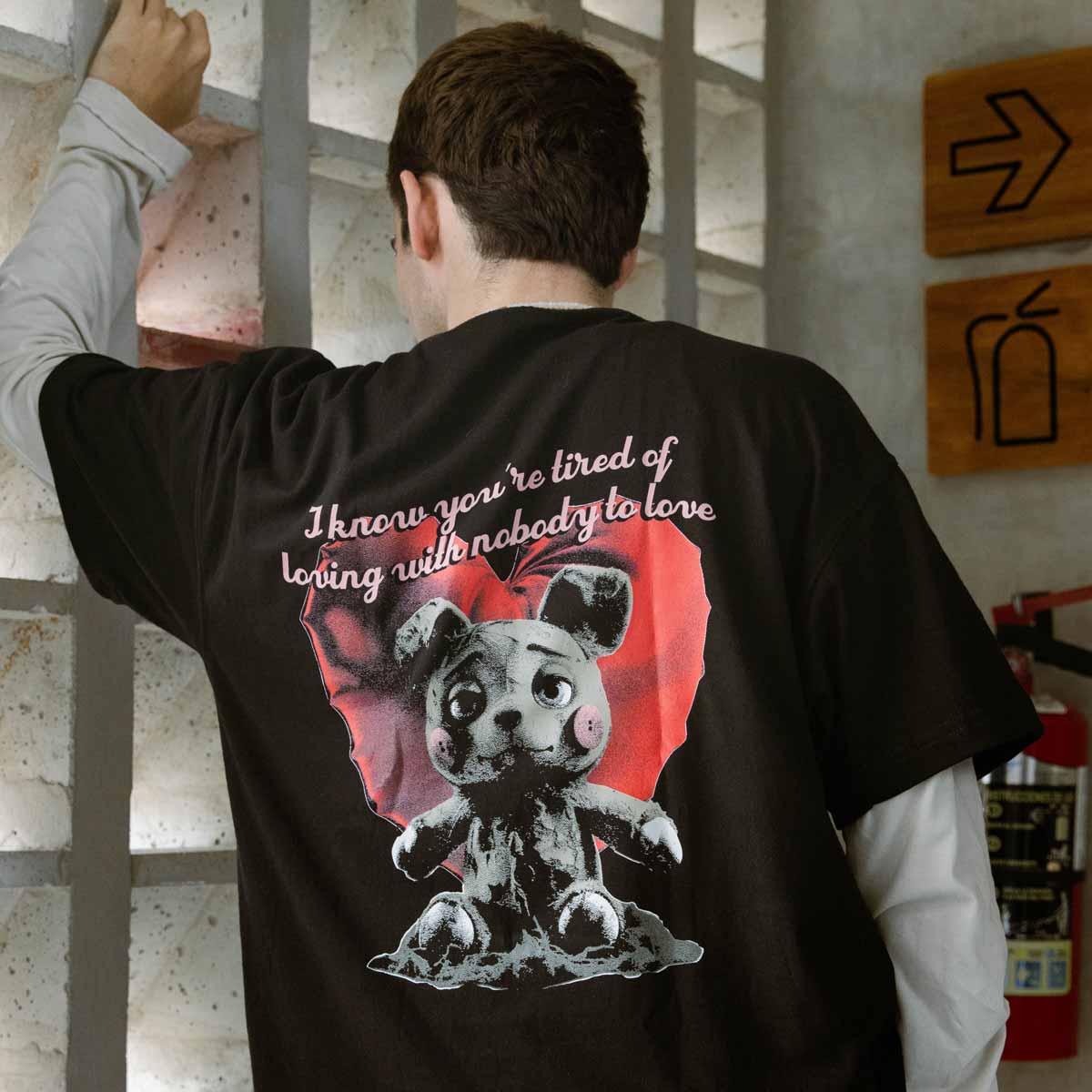 Playera Bound 2 | Negro