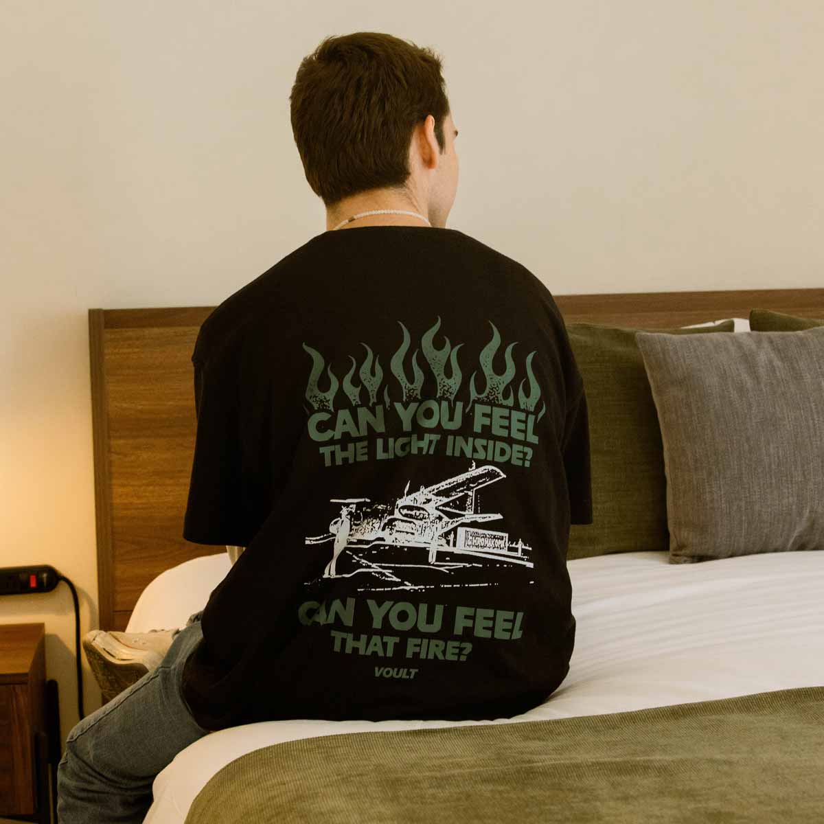 Playera St. Chroma | Negro